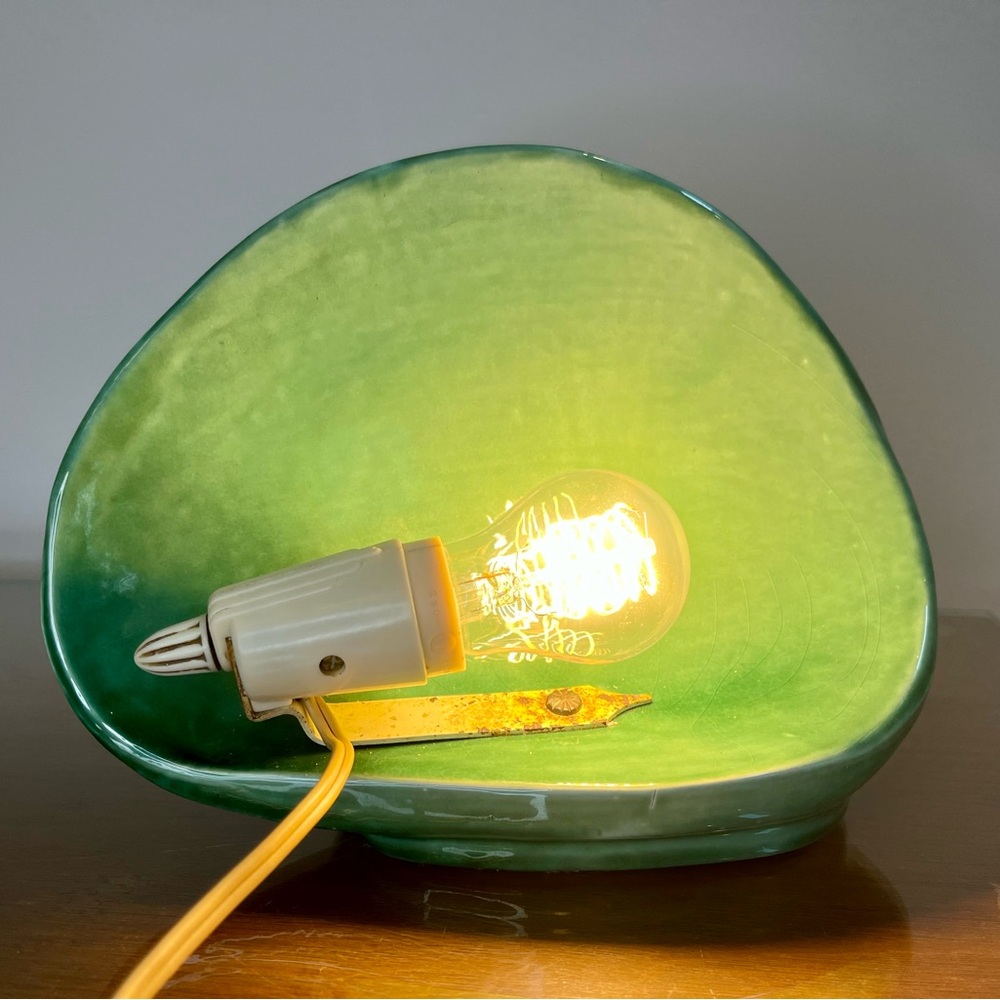 Vintage MCM TV Lamp - Planter, Green Drip Glaze, Shell Design Ambient Light Vibe - Picture 6 of 17